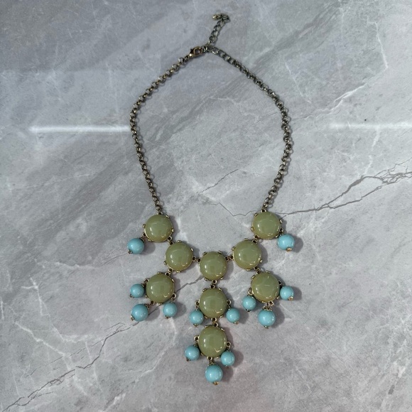 Francesca’s Bubble Statement Necklace - Picture 1 of 10